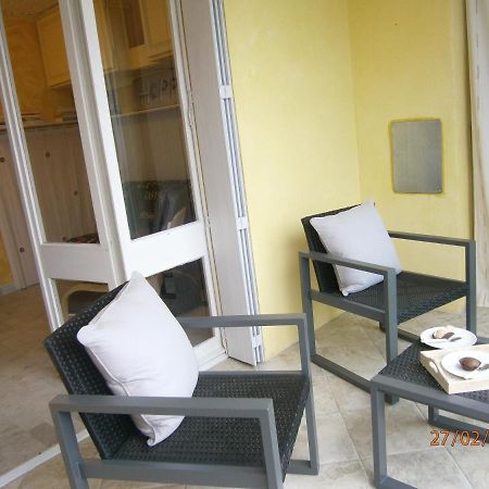 Agreable Studio Avec Cave Et Parking Privatif La Ciotat Exteriör bild