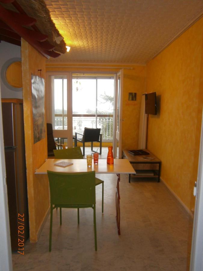 Agreable Studio Avec Cave Et Parking Privatif La Ciotat Exteriör bild
