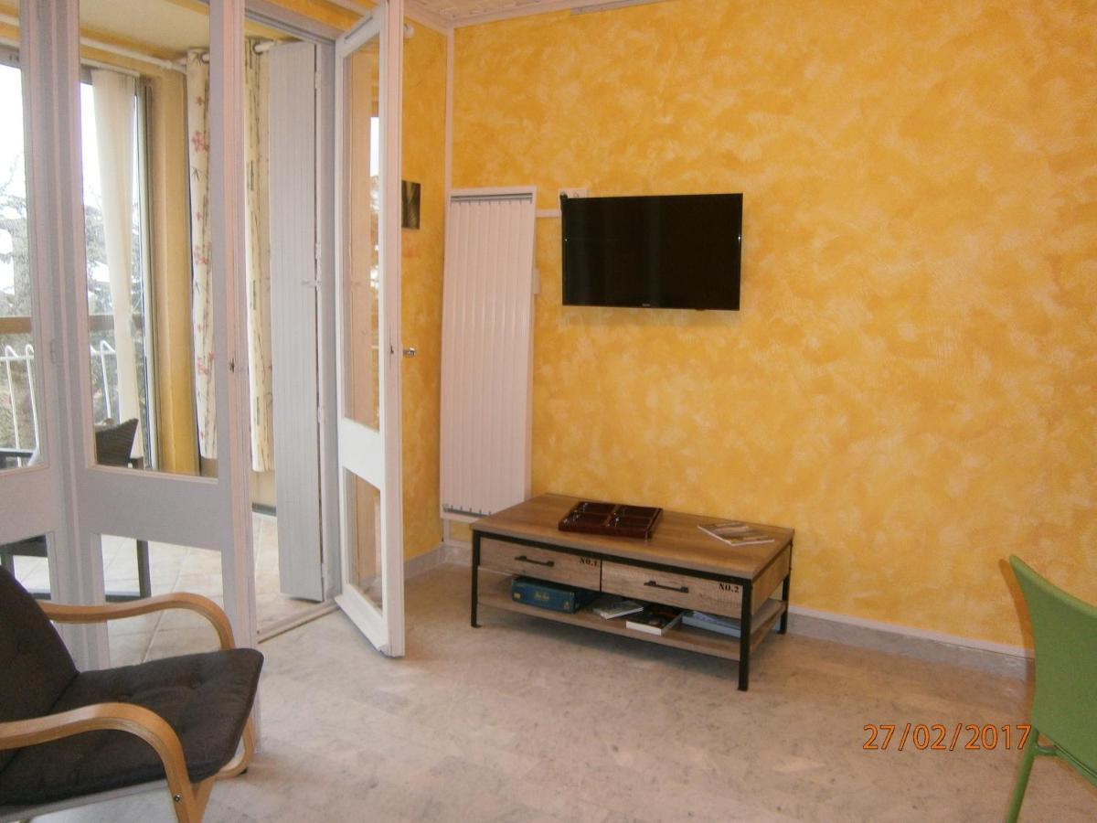 Agreable Studio Avec Cave Et Parking Privatif La Ciotat Exteriör bild